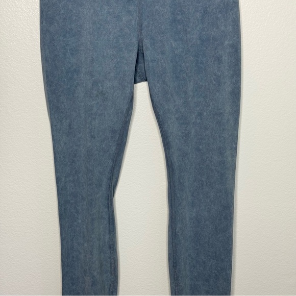 Lululemon Wunder Under High-Rise Tight 25" *Full-On Luxtreme SZ. 8 - Picture 9 of 16